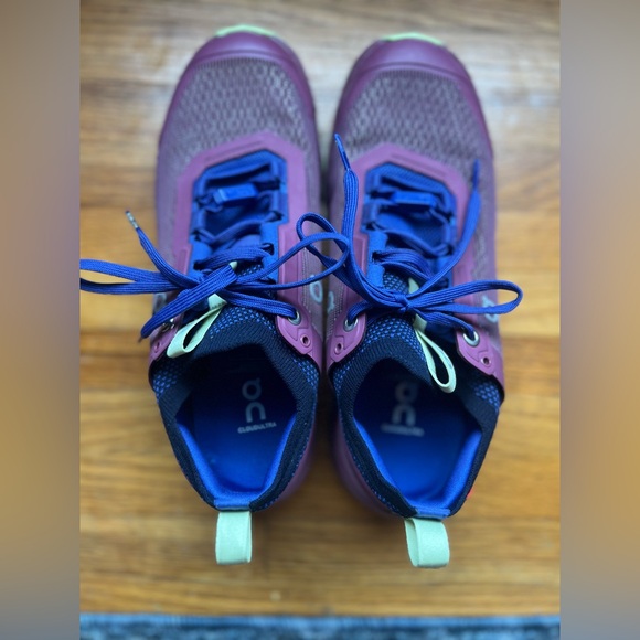 Cloudultra 2 | On Cloud | Womens 7.5 | Trail shoes - Picture 2 of 4